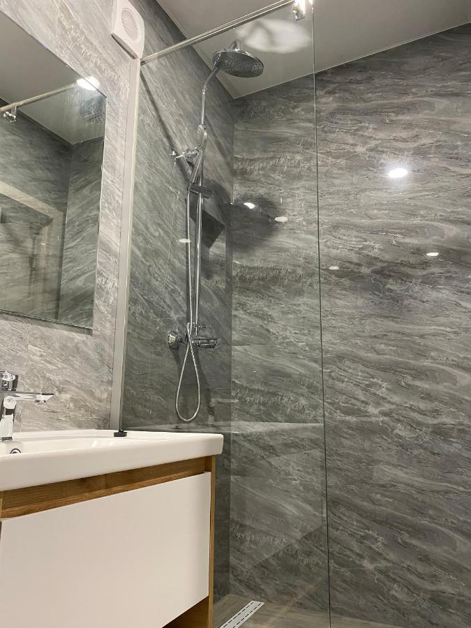 Apart Reserve Central Ivano-Frankivsk Eksteriør bilde