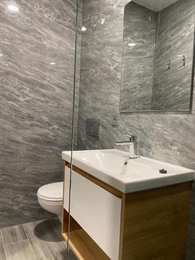 Apart Reserve Central Ivano-Frankivsk Eksteriør bilde